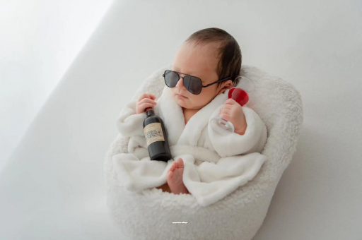 孟州孕妇肚脐眼突出来